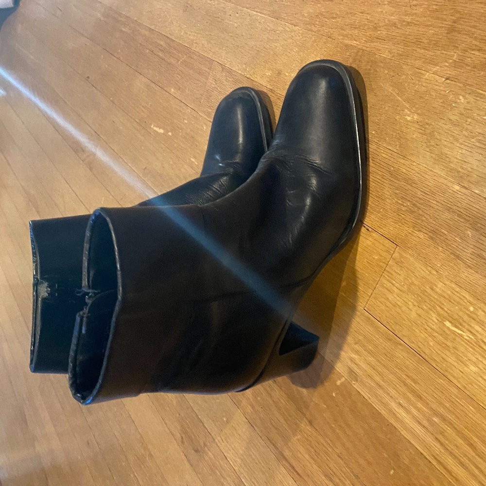 Enzo Angiolini